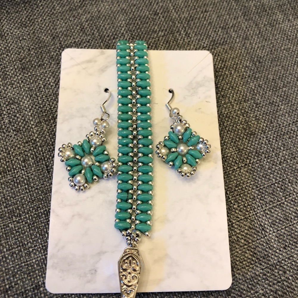 Bracelet/Earrings Set